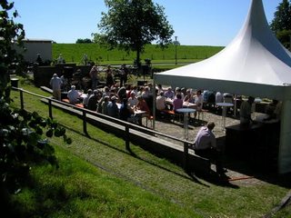 Ansicht des alten Siels mit neuem Festplatz zum Sommerfest 2008